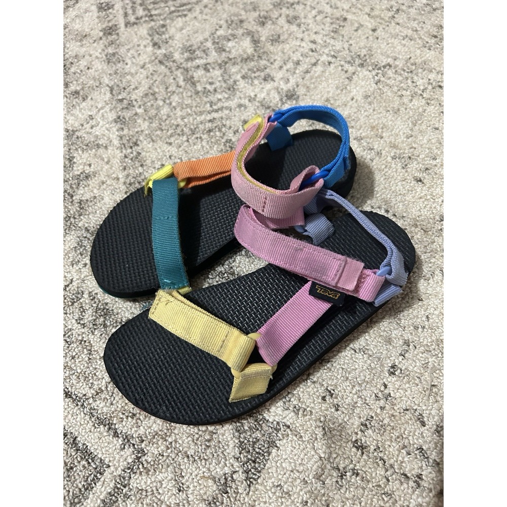 Teva Original Universal Sandal Kids Size 2, 90s Multi Color Straps Beach Casual